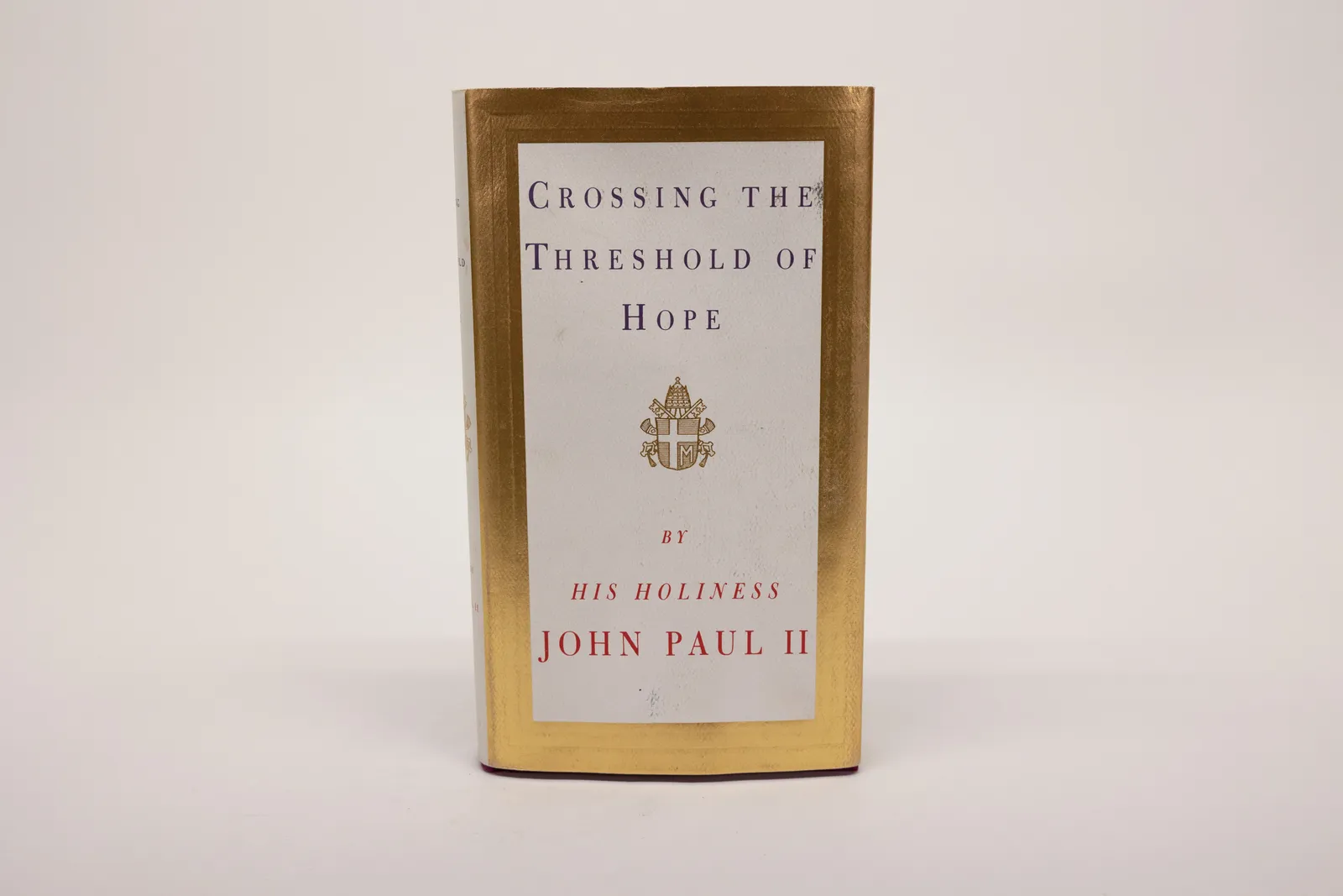 Crossing the Threshold of Hope, John Paul II