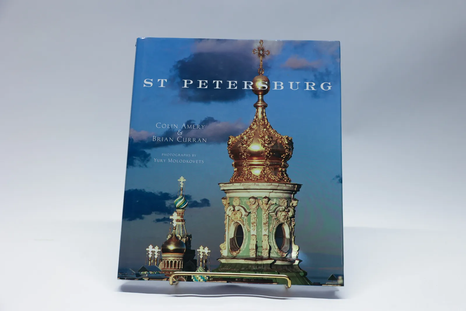 St. Petersburg by Colin Amery & Brian Curran