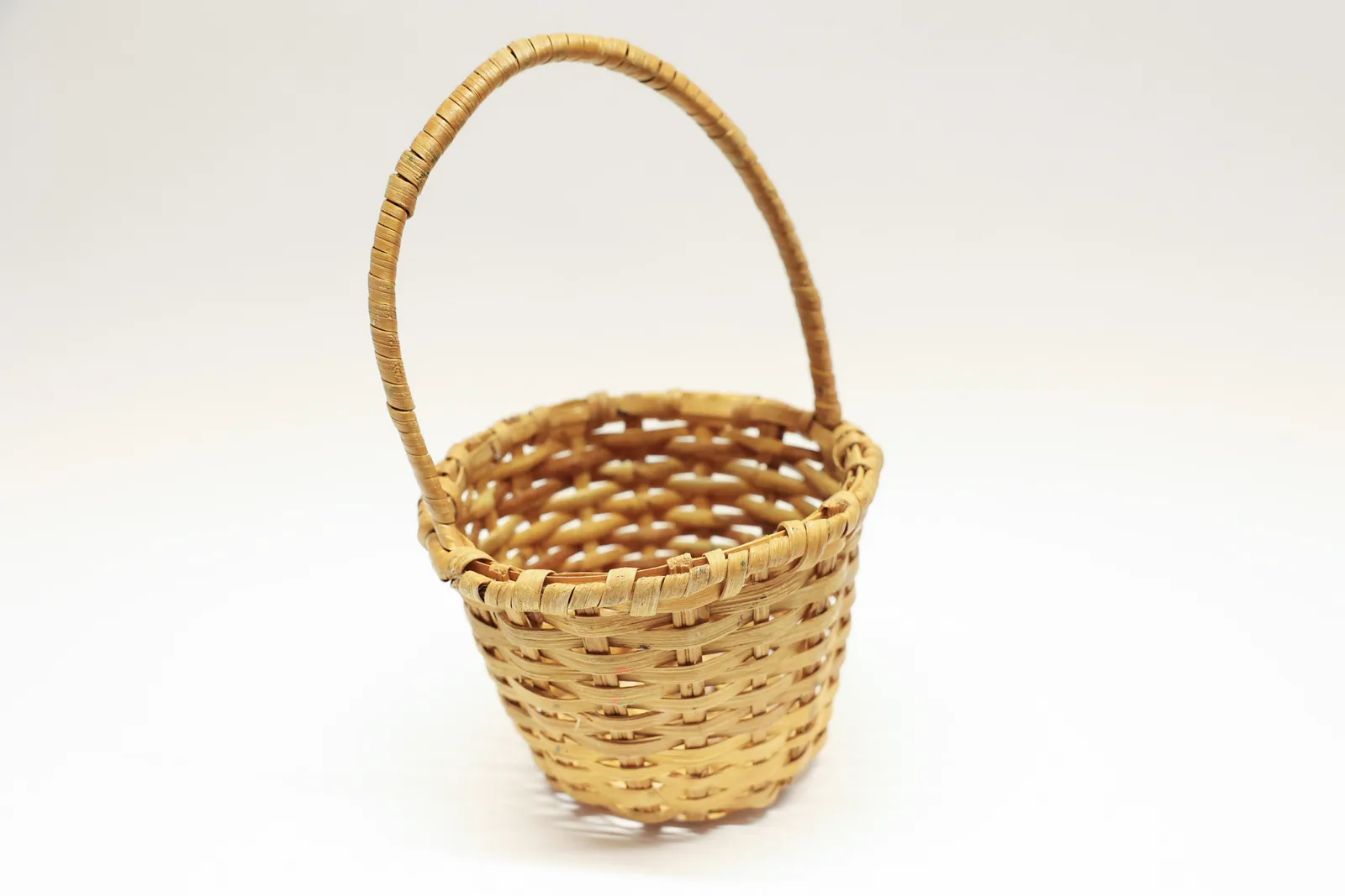 Small Split-Wood One-Egg Basket