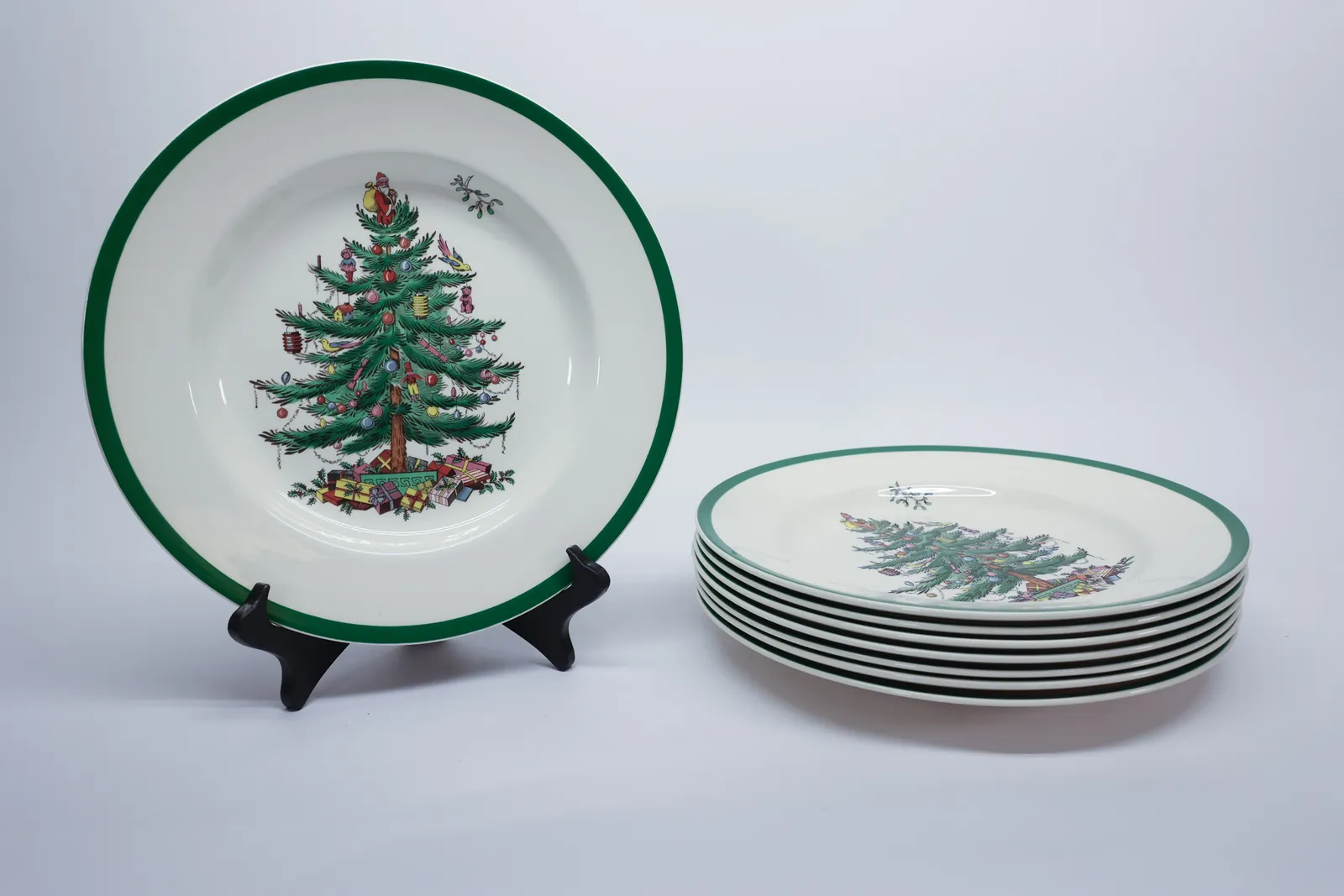 Set of 8 Spode Christmas Tree Dinner Plates