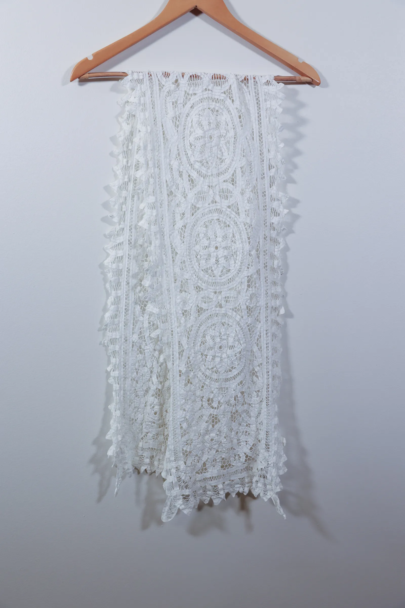 Battenburg-Style Tape Lace Runner Medallion Design