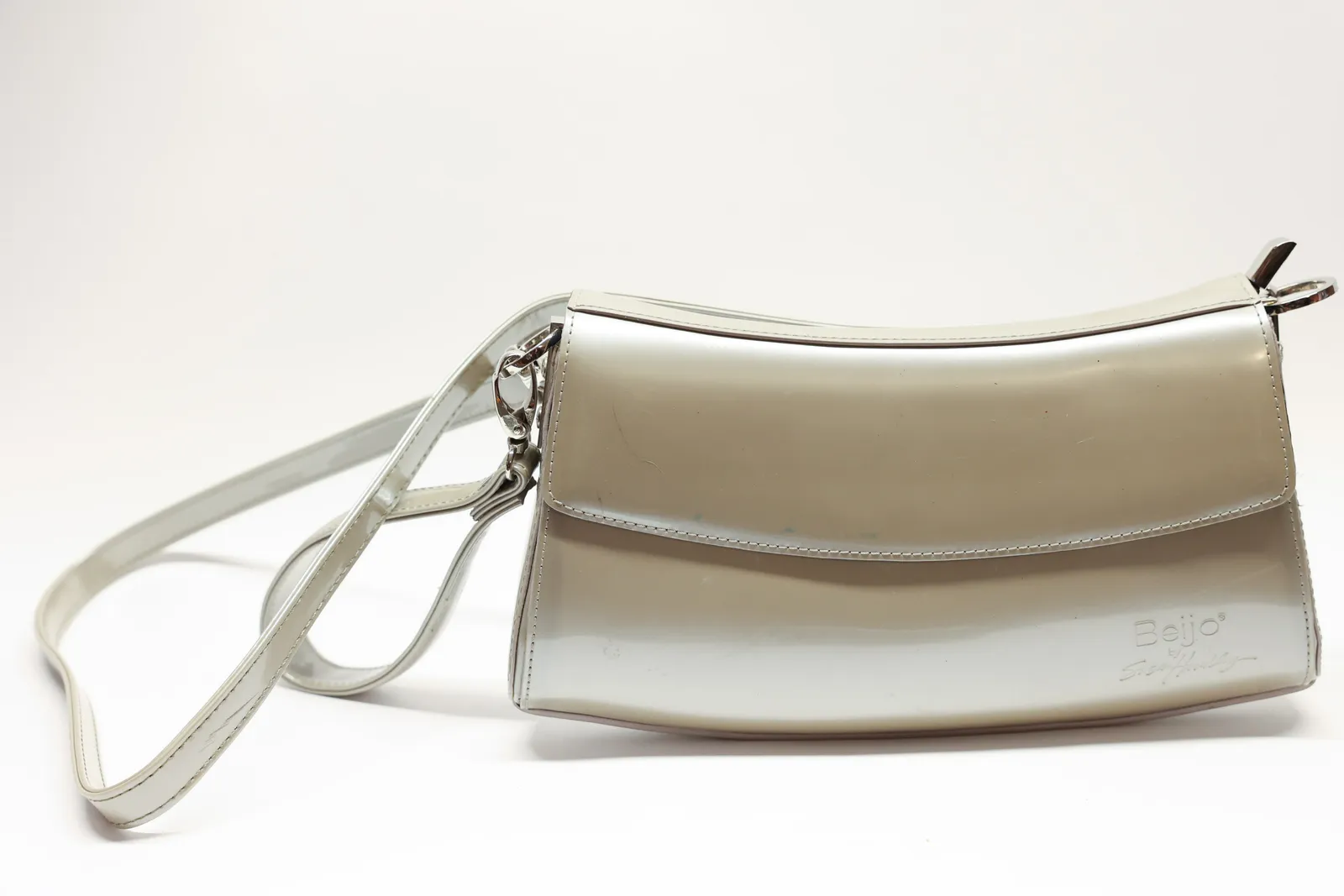 Champagne Vinyl Beijo Purse